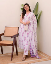 Women Floral Print Straight Kurta with Pants & Dupatta